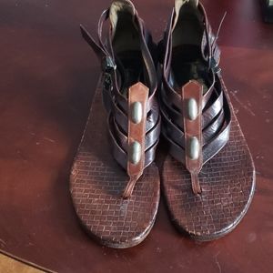 WOMEN'S ITALIAN VINTAGE SANDALS